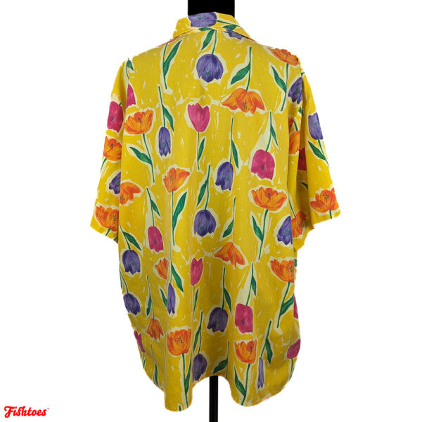 Big Tulip Flower Pattern Floral Yellow Purple Orange Green Printed Graphic Vintage Retro Unique Button Up Collared Short Sleeve Dress Shirt Women's XL