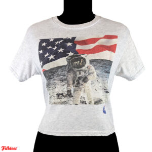 Freeze Space Astronaut Moon Landing American Flag Nasa Women's XS T-Shirt Crop Top Thrift Fishtoes