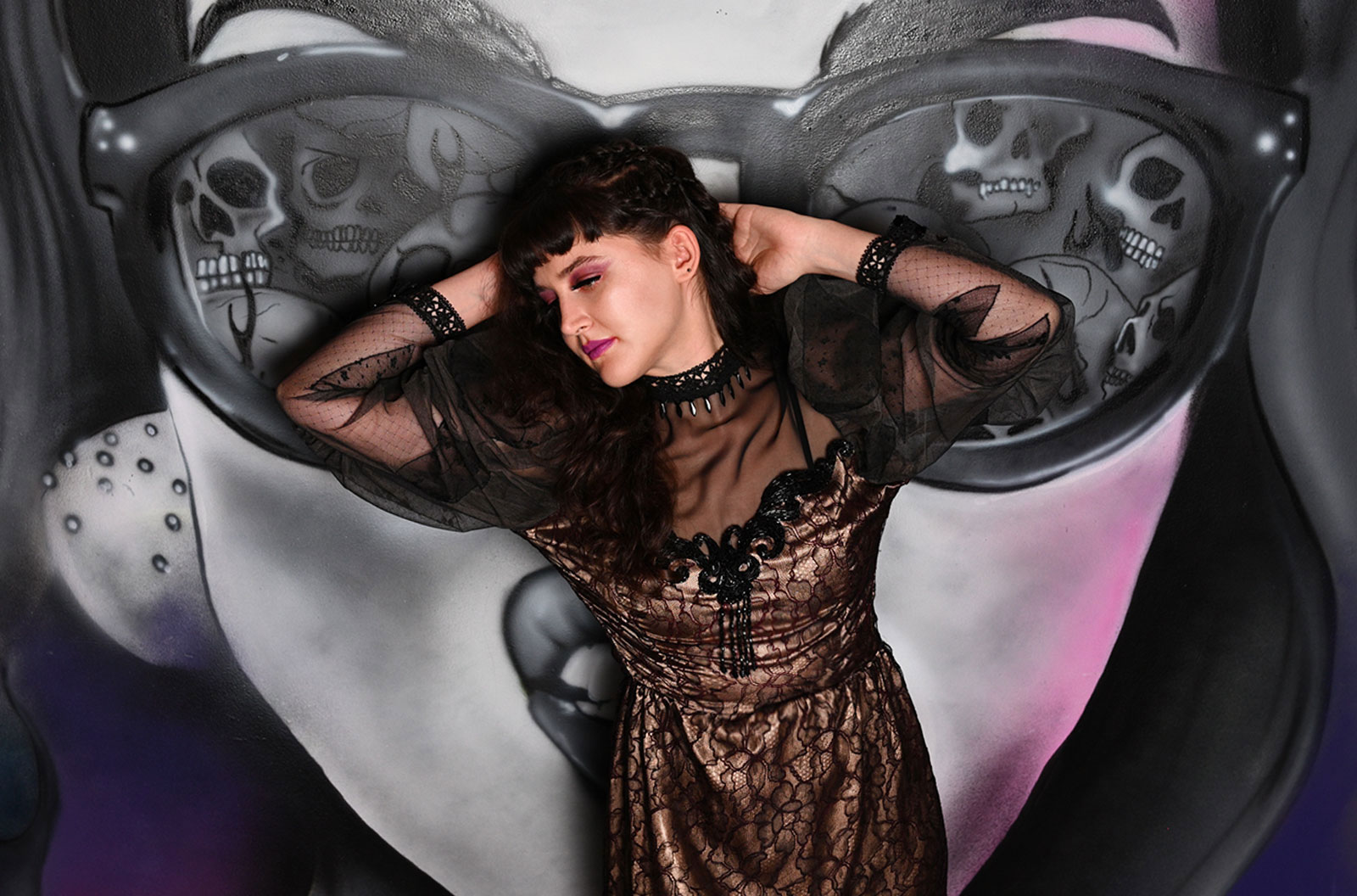 Downtown Manchester NH Vintage Thrift Store